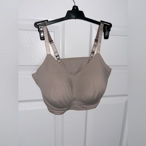 True & Co, sports bra with adjustable straps